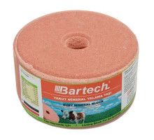 Mineral block salt lick for animals Bartech ruby