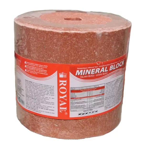 Mineral block-lick "MINERAL BLOCK" ROYAL ILAC for goats and sheep 5 kg