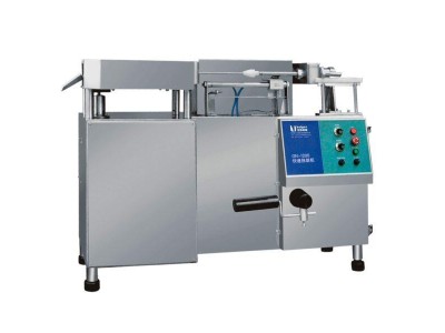 Як правильно обрати обладнання для ковбасного цеху: поради для успішного старту